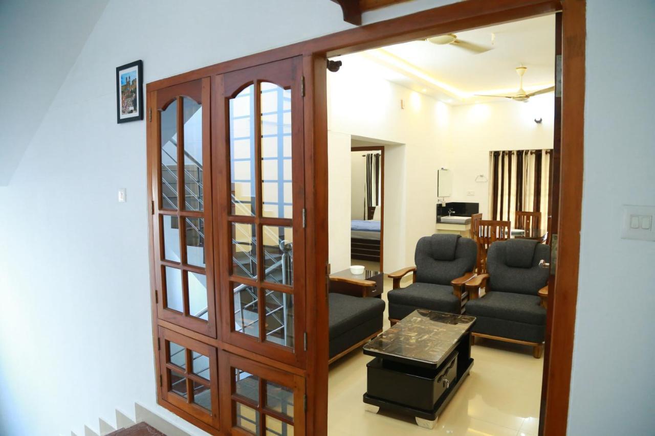 Down Town Holidays Thiruvananthapuram Extérieur photo